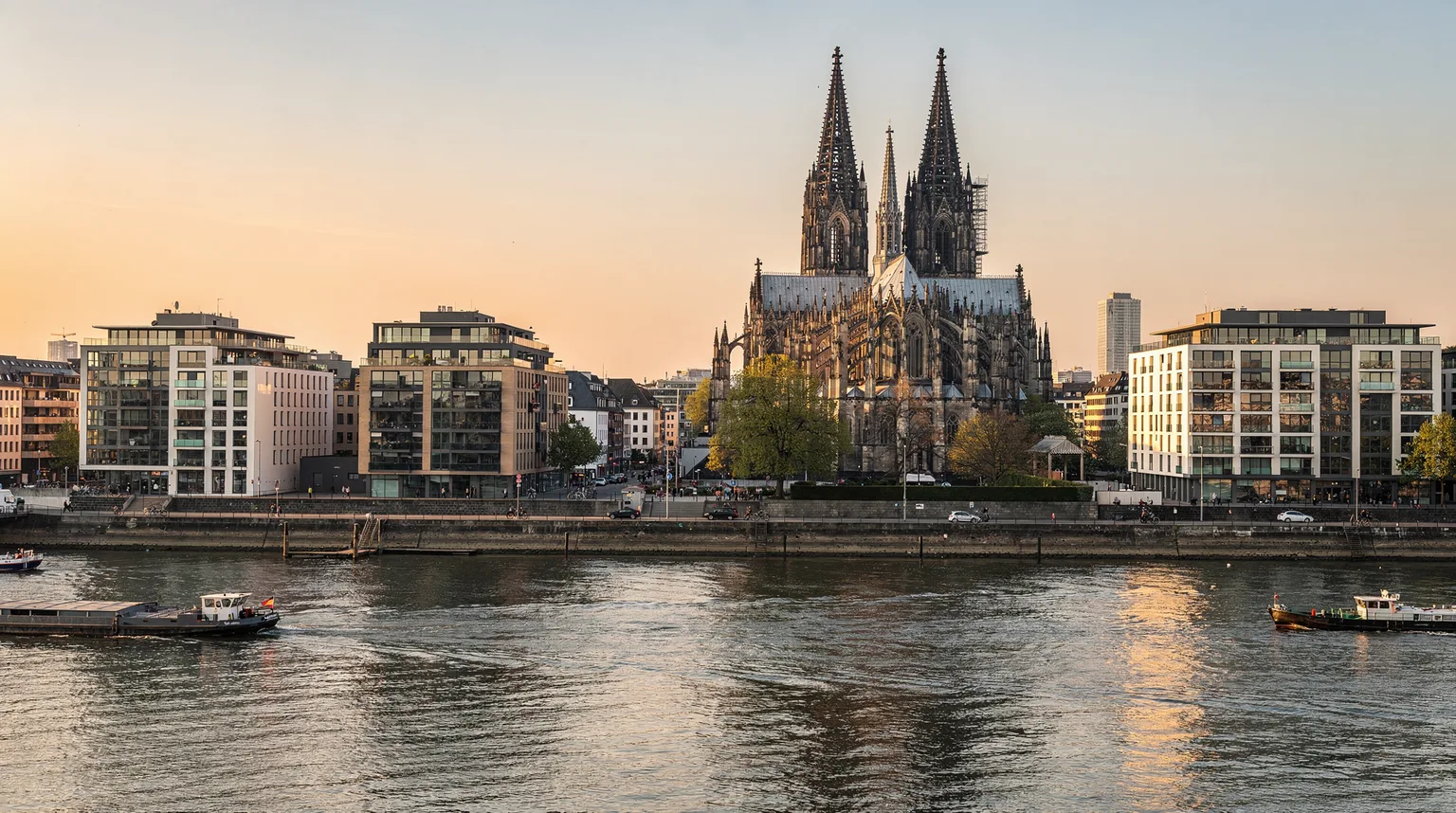 Grunderwerbsteuer NRW 2026: Steuersatz, Berechnung & Befreiungen